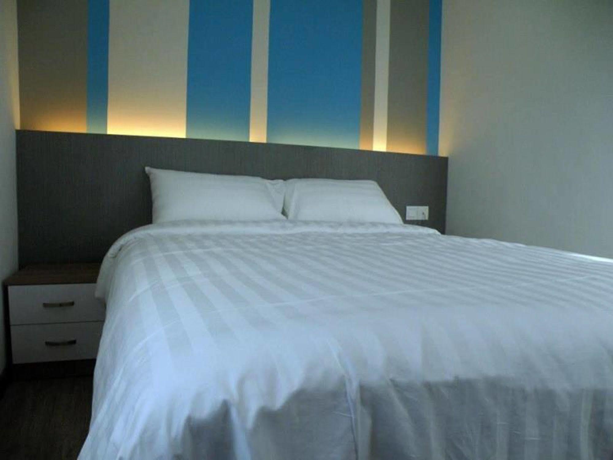Hotel Yan 2*