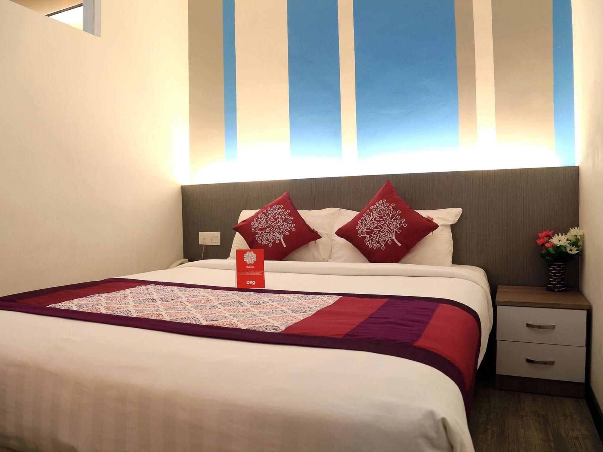 Yan Hotel